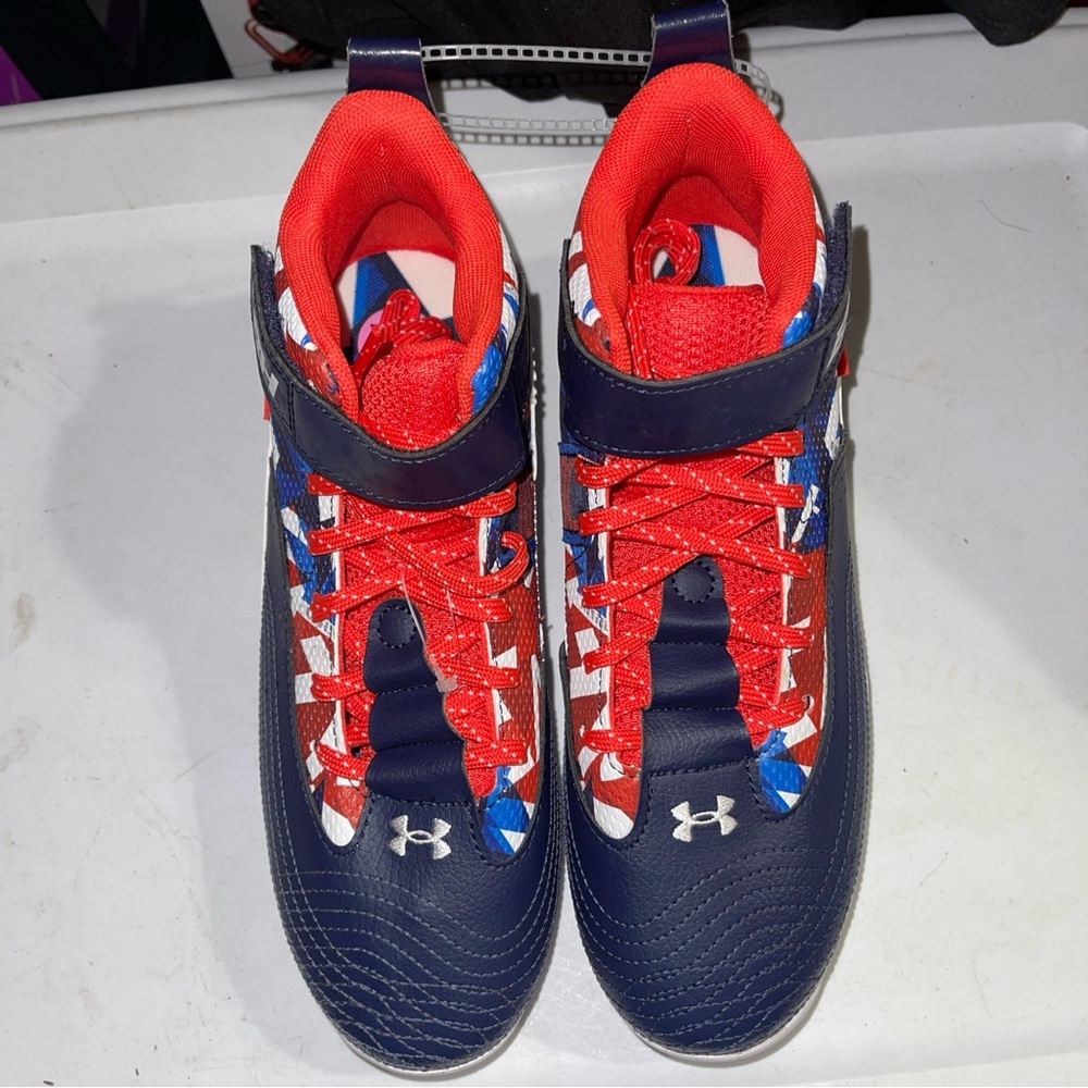 5.5Y Under Armour Harper Mid 7 USA RM Jr Baseball Cleats